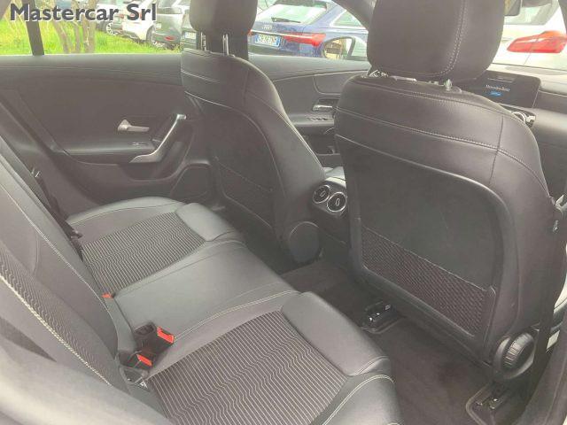 MERCEDES-BENZ CLA 180 D Shooting Brake Sport auto - FZ503SF