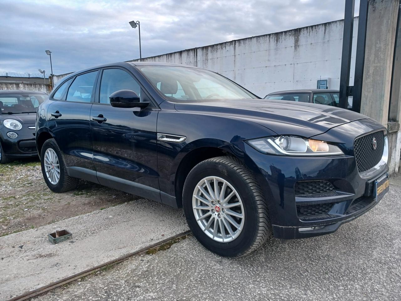 Jaguar F-Pace 2.0 D 240 CV AWD aut. Pure