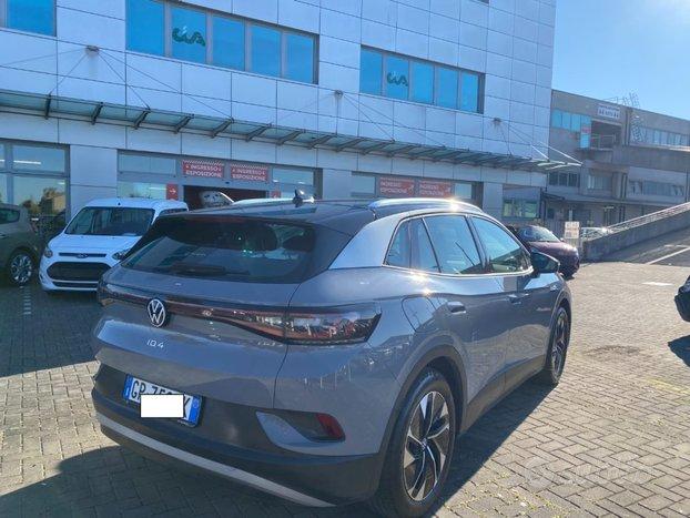 VOLKSWAGEN ID.4 Pro Performance