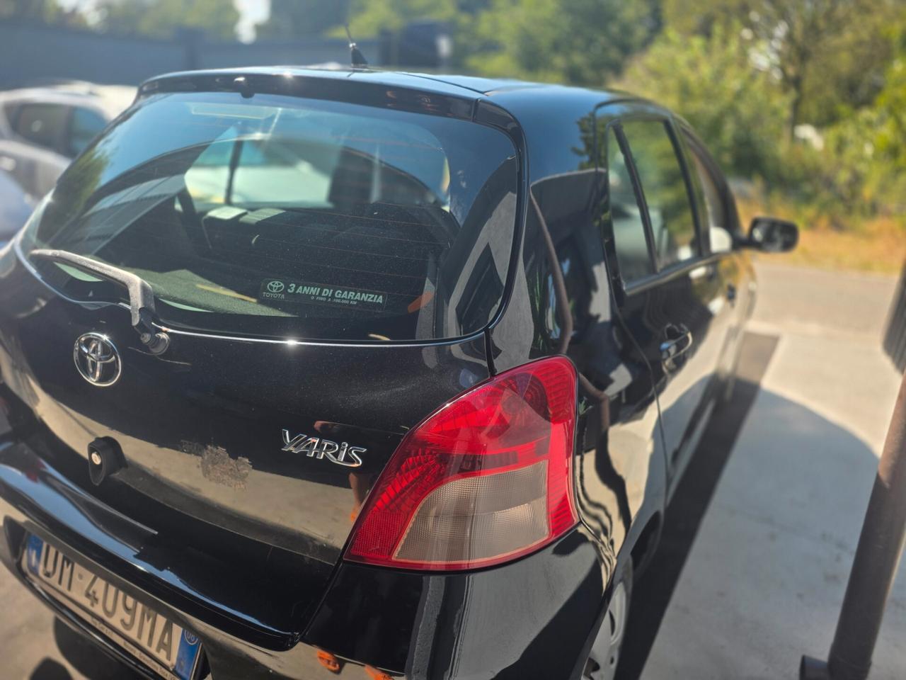 Toyota Yaris 1.0 5 porte Now