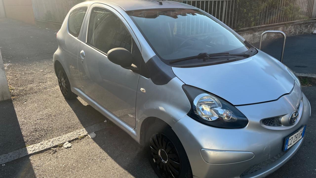 Toyota Aygo 1.0 12V VVT-i 3 porte