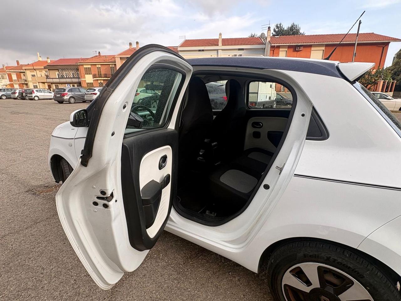 Renault Twingo Lovely SCe 69 #10394