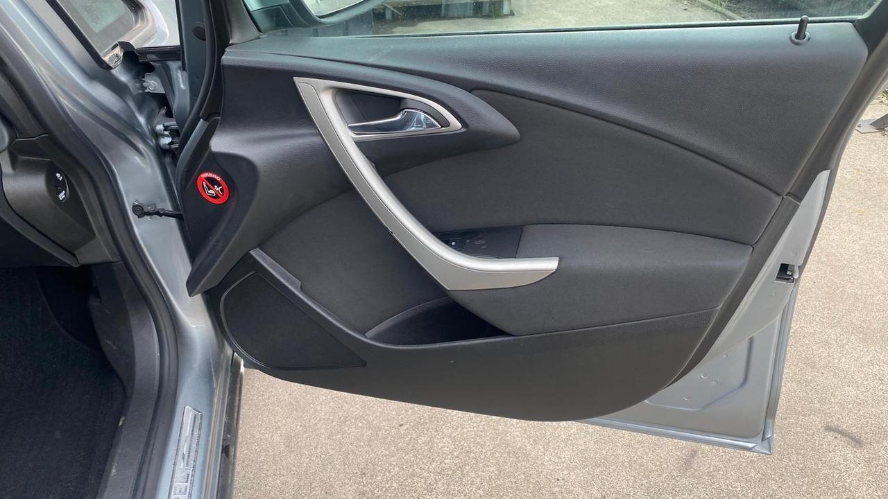 Opel Astra 1.7 CDTI 110CV 5 porte Cosmo