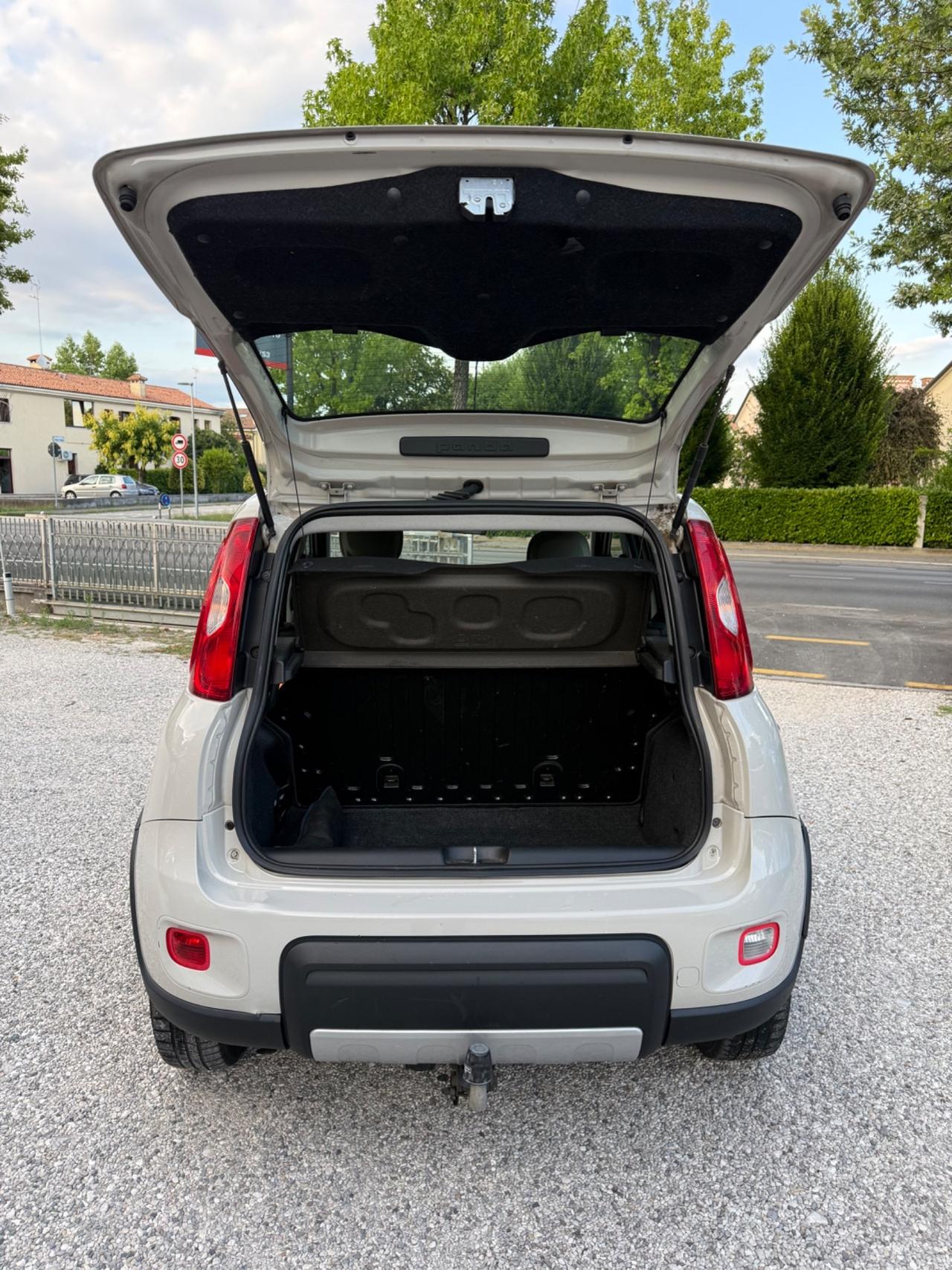 Fiat Panda 1.3 MJT S&S 4x4 GANCIO TRAINO