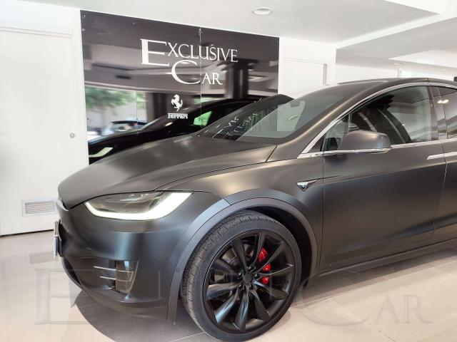 Tesla Model X 75D