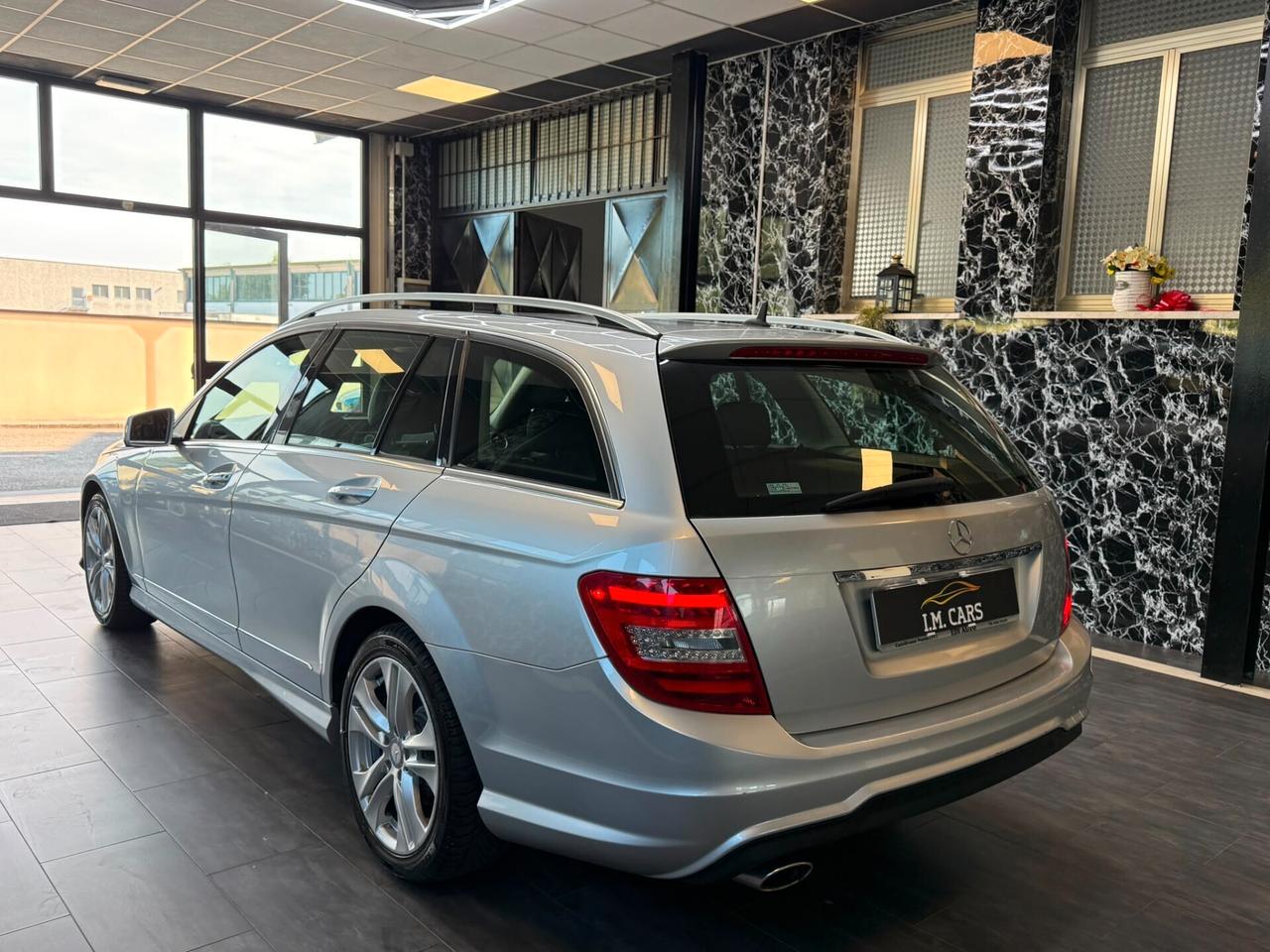 Mercedes-benz C 220 CDI BlueEFFICIENCY Avantgarde