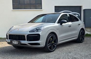 Porsche Cayenne Coupé 3.0 V6 E-Hybrid Platinum Edition