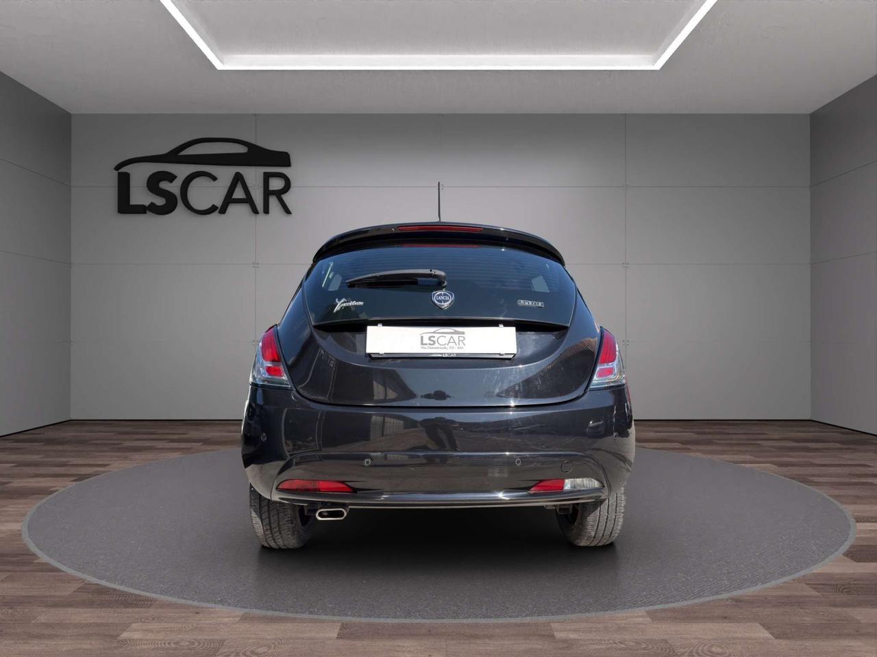 Lancia Ypsilon Ypsilon 1.0 Firefly Hybrid Gold