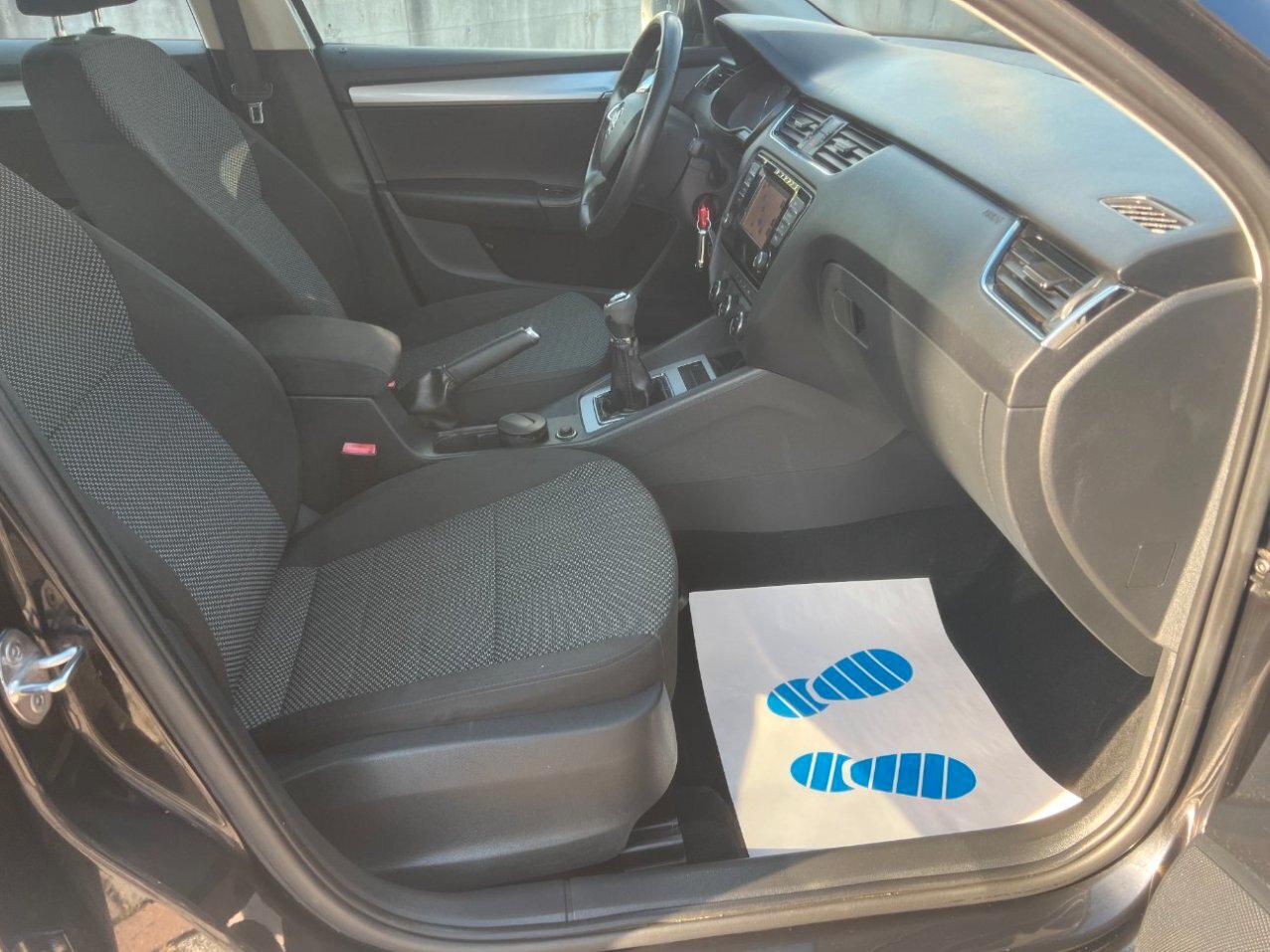 Skoda Octavia Wagon 1.6 tdi cr Elegance 105cv