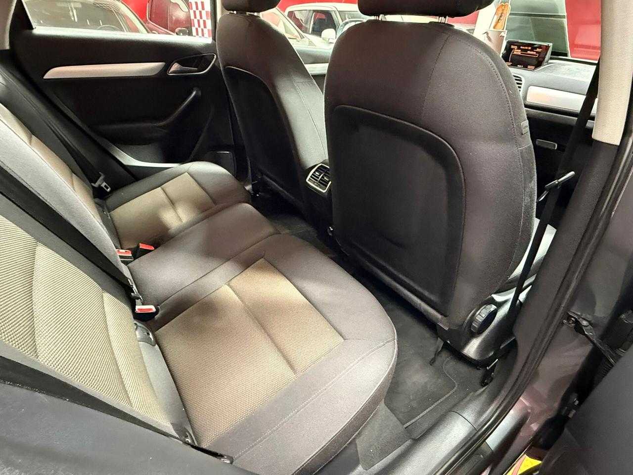 Audi Q3 2.0 TDI 140cv Business plus - 2012