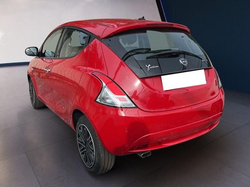 Lancia Ypsilon III 2015 1.0 hybrid Gold s&s 70cv