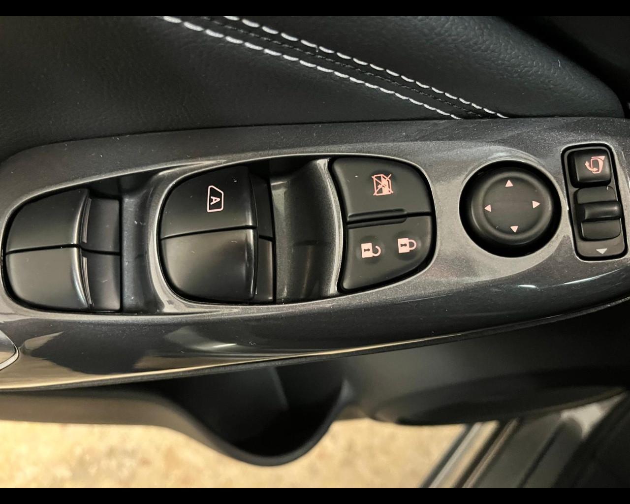 NISSAN Juke 1.0 dig-t N-Connecta 114cv