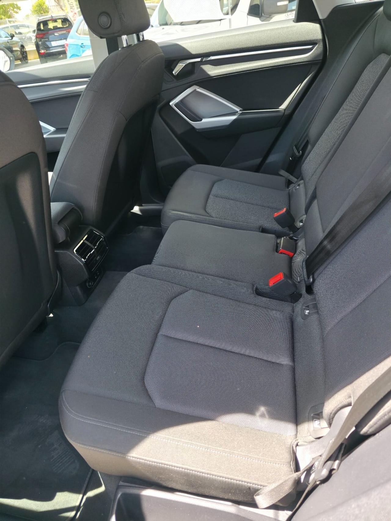 Audi Q3 SPB 35 TDI S line edition