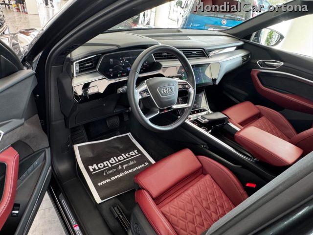 AUDI e-tron S SPB sport attitude 3motori 503cv tetto