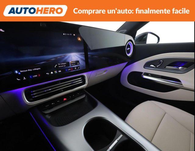 MERCEDES-BENZ CLA 200 Advanced