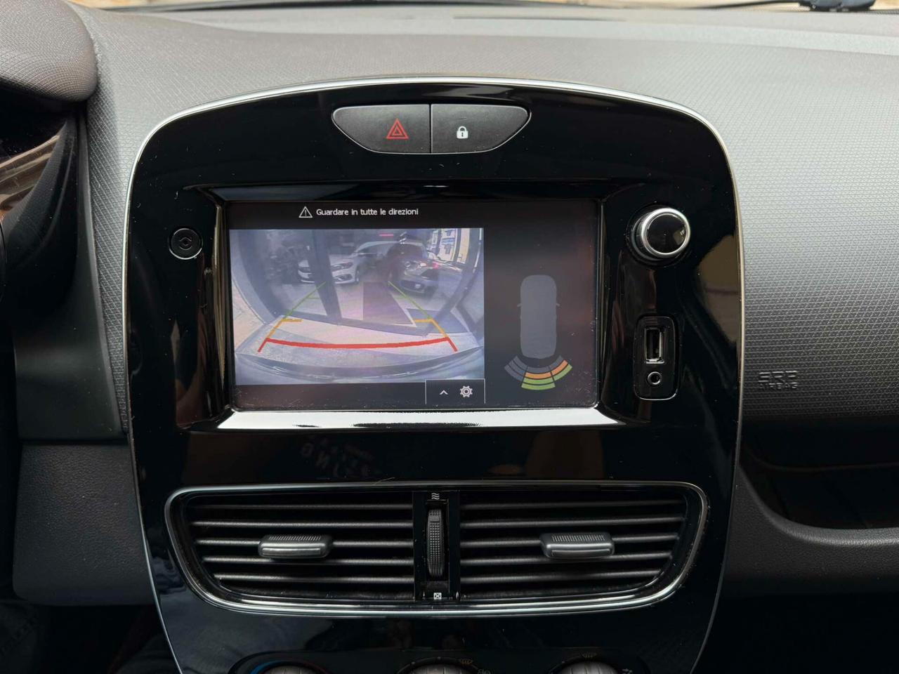 Renault Clio dCi 8V 90 CV 5 porte Moschino Intens/FULL LED/PELLE/CAMERA