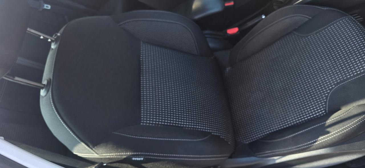 Peugeot 208 1.6 e-HDi 92 CV Stop&Start 5 porte Allure