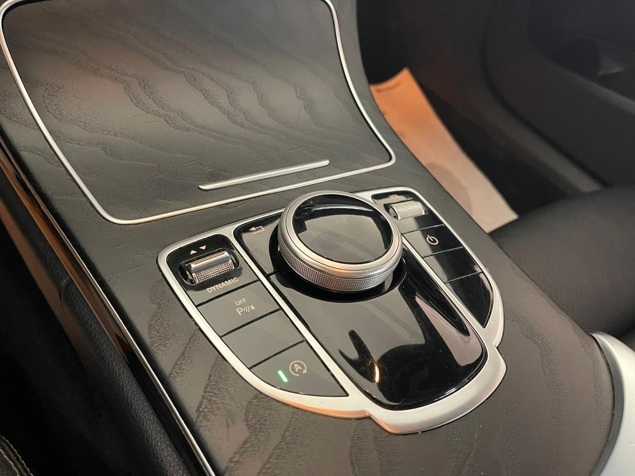 Mercedes-benz C 180 d Auto Premium AMG, LED, NAVI