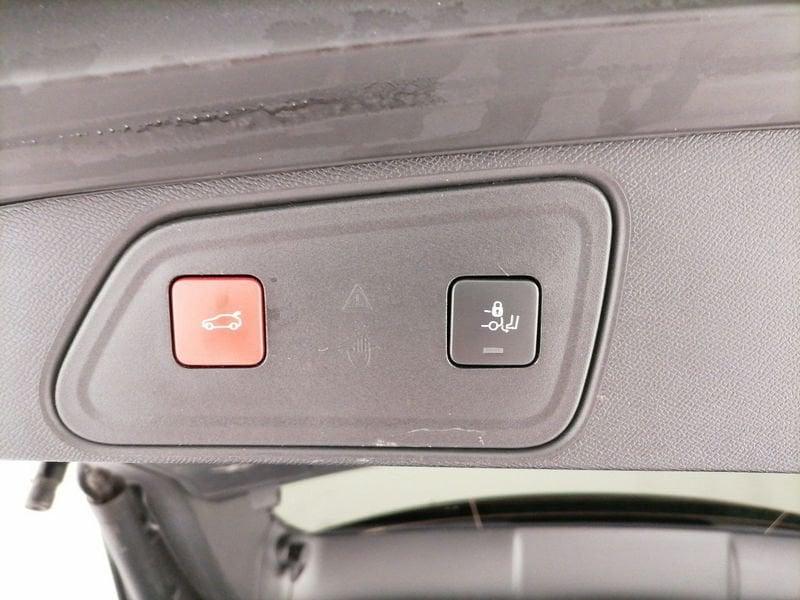 Peugeot 3008 1.6 hybrid phev GT Pack 225cv e-eat8