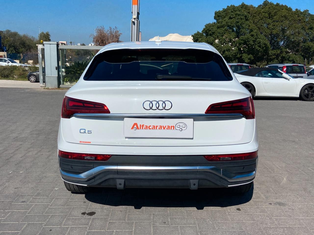 Audi Q5 Sportback 35 2.0 tdi mhev 12V S line s-tronic