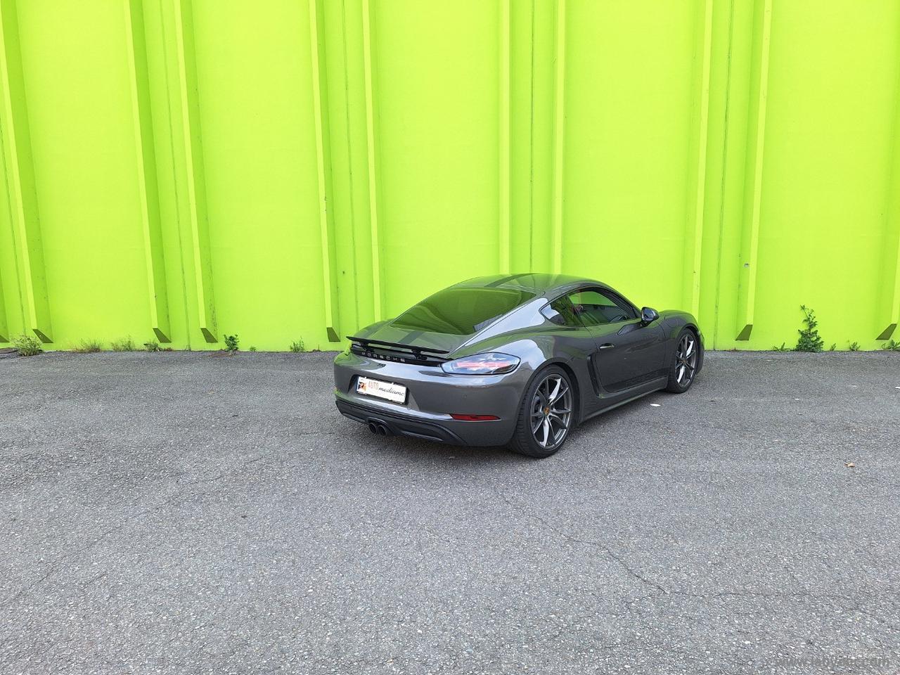 PORSCHE 718 Cayman PDK PASM Sport chrono 20