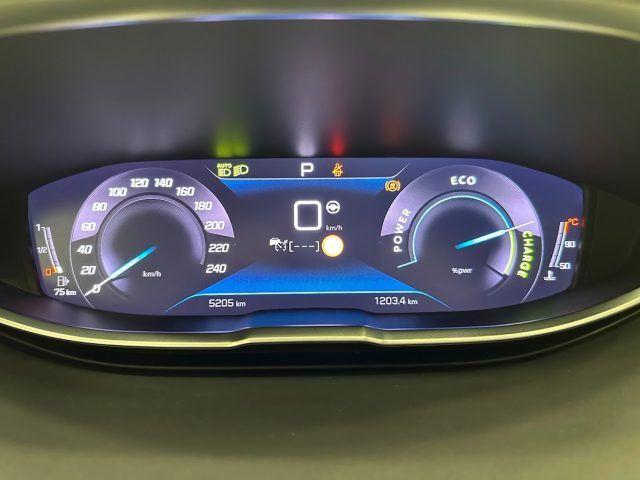 PEUGEOT 5008 Hybrid 136 e-DCS 6 Allure 7/Posti