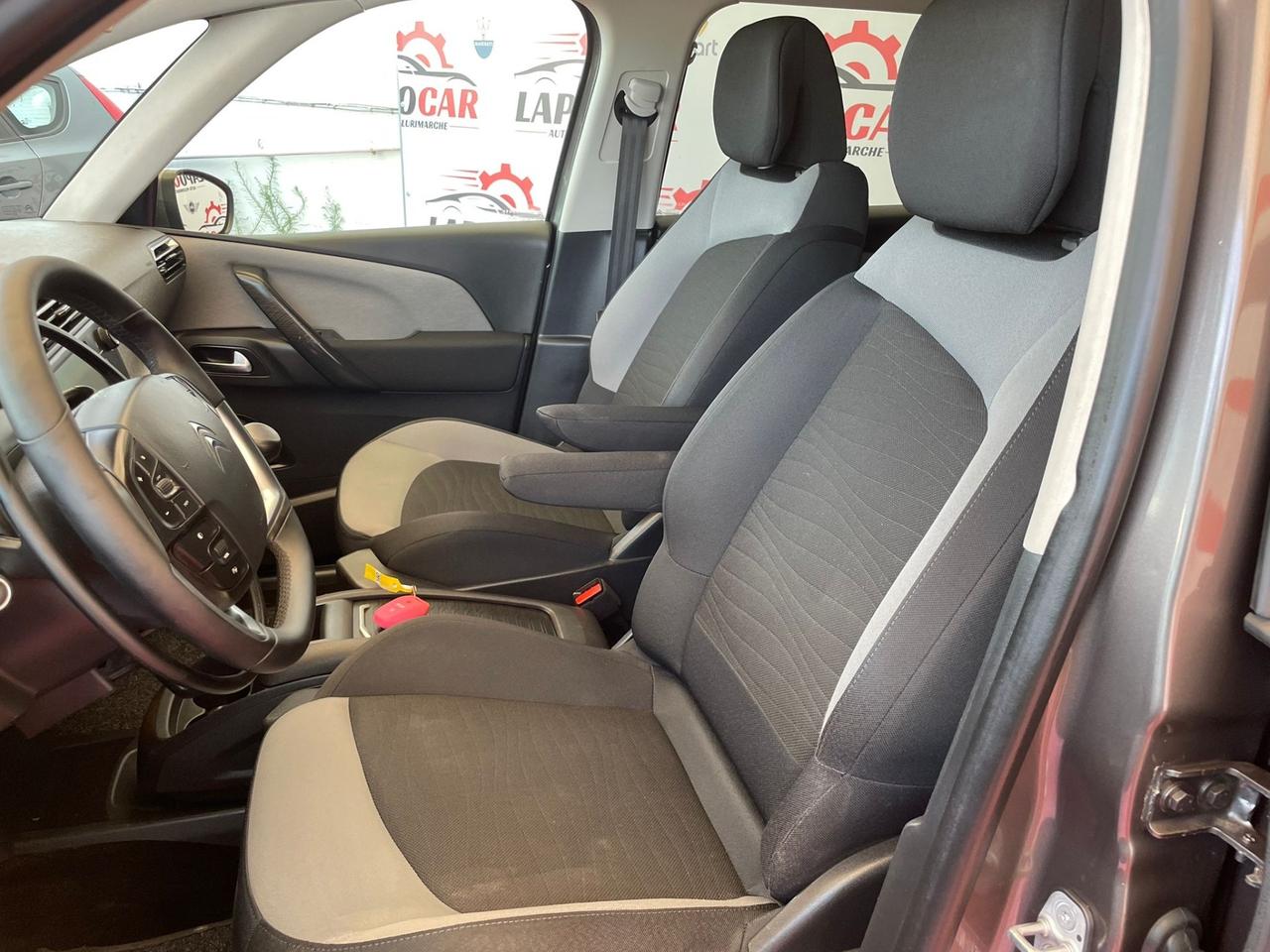 Citroen C4 Picasso BlueHDi 120 S&S EAT6 Exclusive ADATTA A PORTATORI DI HANDICAP