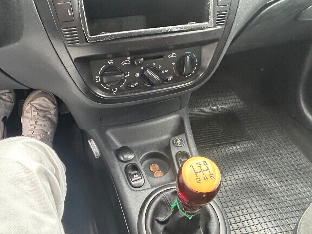 Citroen C3 1.4 Exclusive Style Techno Bi Energy G