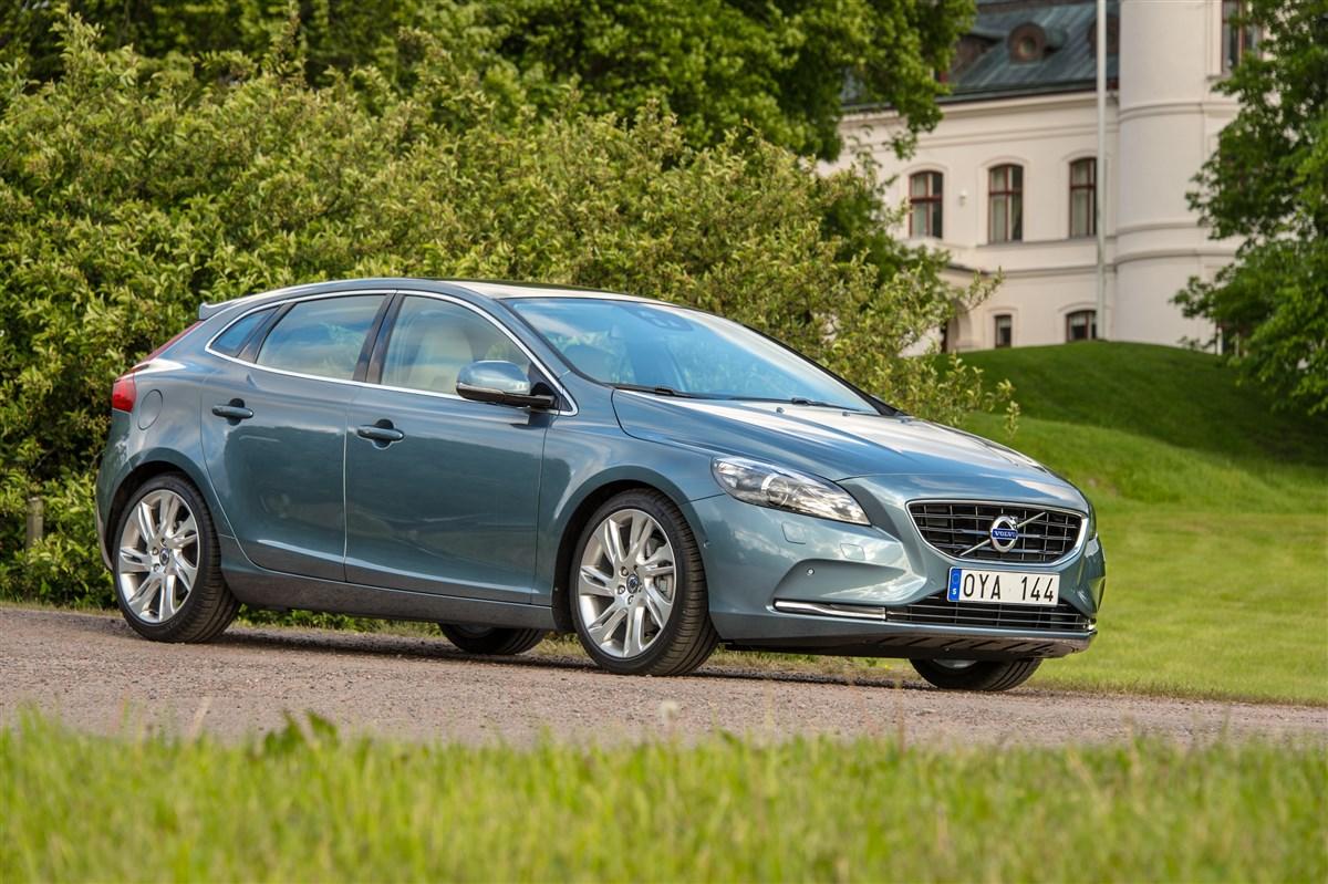 VOLVO V40 II 2012 - V40 2.0 d2 eco Business my17