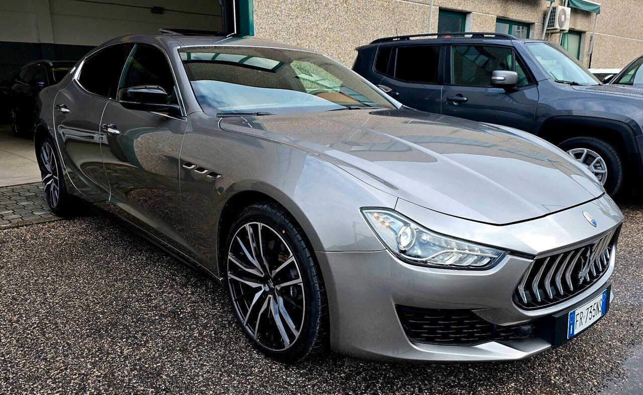 Maserati Ghibli V6 250 cv No superbollo Tetto full IVA ESPOSTA