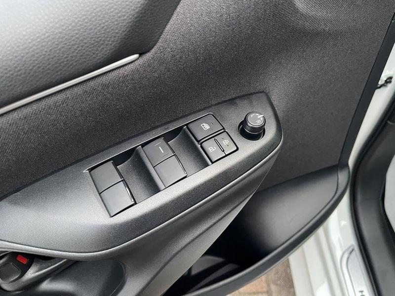 Toyota Yaris 1.5h Active - NUOVO