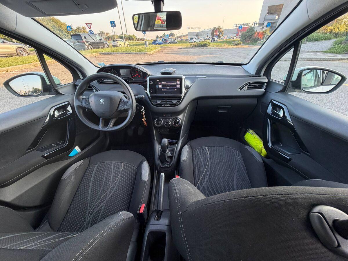 Peugeot 208 1.4 hdi 8v Allure 5p