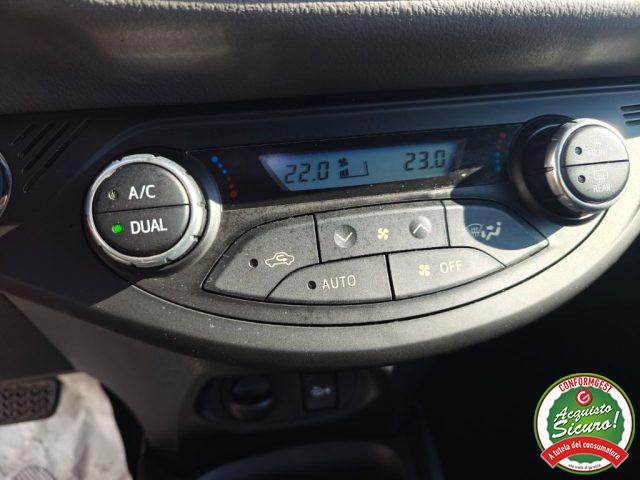 TOYOTA Yaris 1.5 Hybrid 5 porte Active