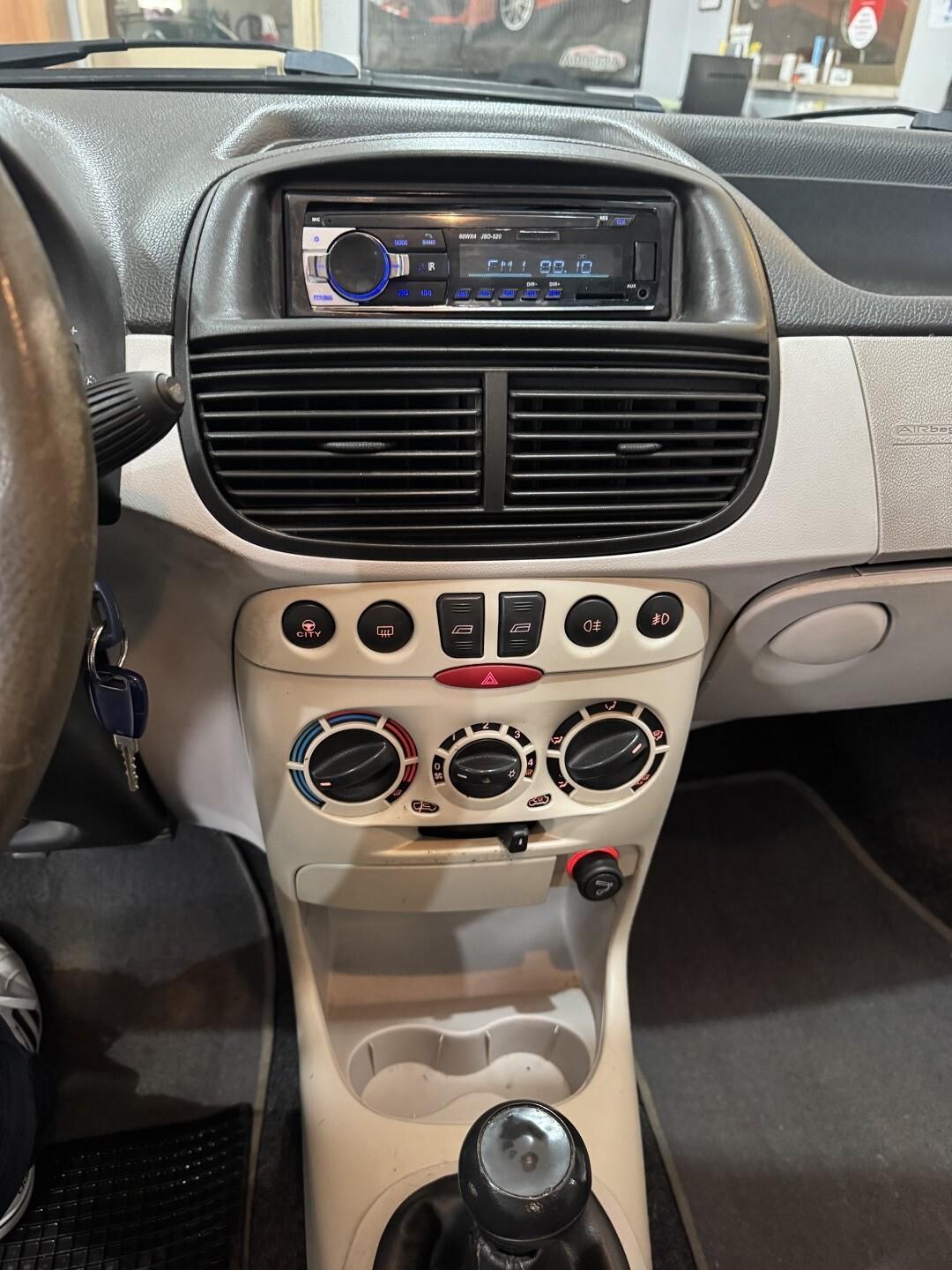 FIAT PUNTO 1.2 cc. Benzina