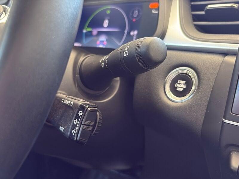Renault Captur Captur 1.6 E-Tech full hybrid Evolution 145cv auto
