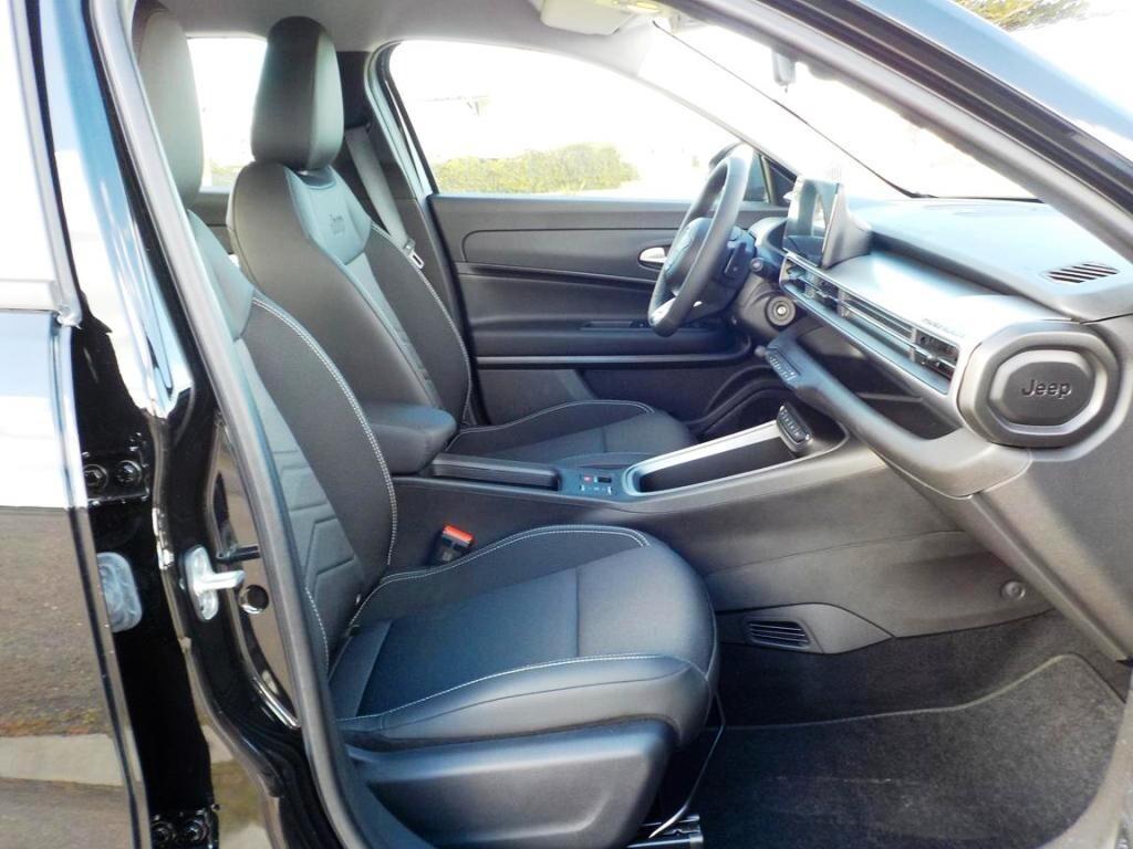 Jeep Avenger 1.2 Turbo 100 CV MHEV Altitude