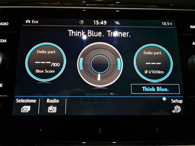 VOLKSWAGEN T-Roc 2000 TDI CV.150 S-TRONIC R LINE TETTO+18'+RADAR