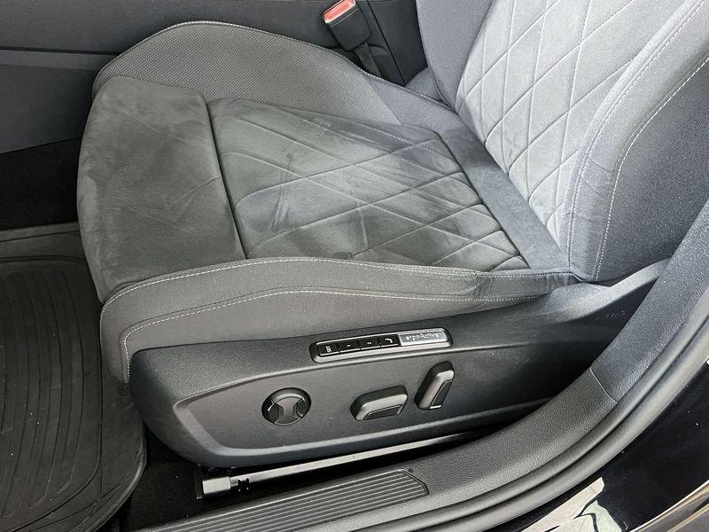 Volkswagen Golf Golf 2.0 tdi Style 150cv dsg