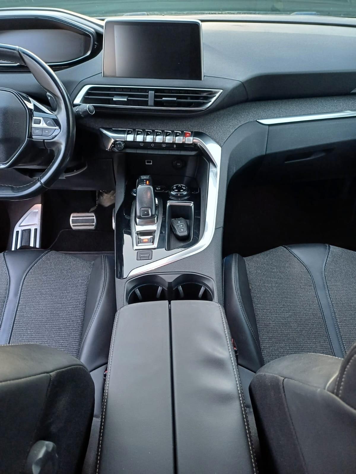 Peugeot 5008 BlueHDi 120 S&S GT Line