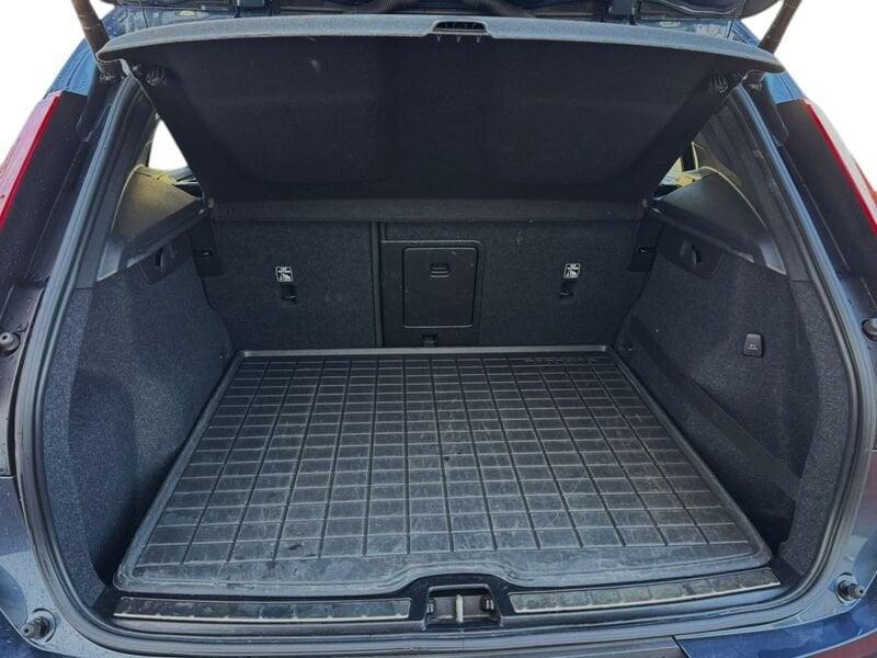 Volvo XC40 D3 150 CV Automatica NAVI TETTO LED Inscription