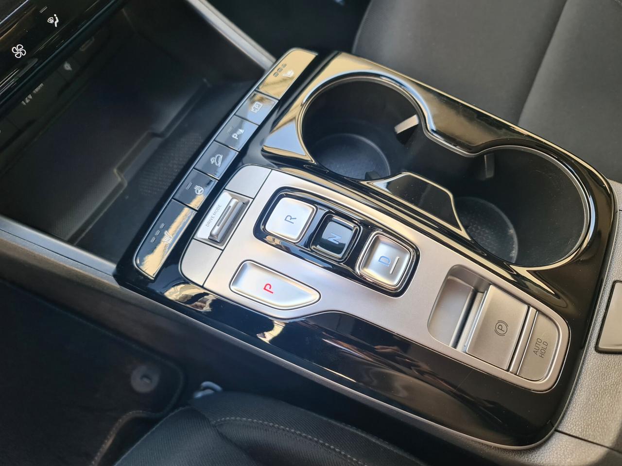 Hyundai Tucson 1.6 HEV aut. Exellence - full hybrid