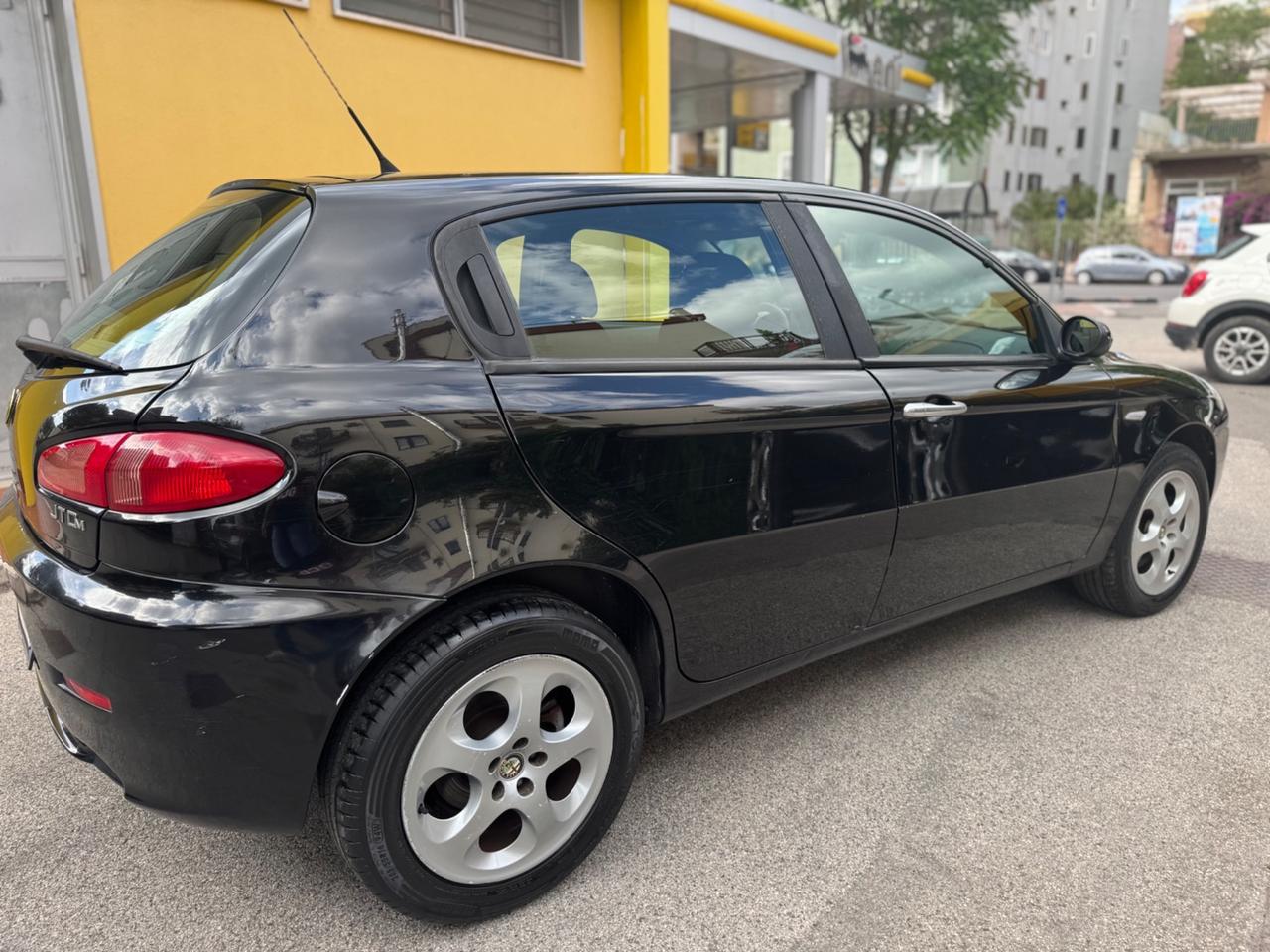 Alfa Romeo 147 1.9 JTD M-JET 16V 5 porte Prog.