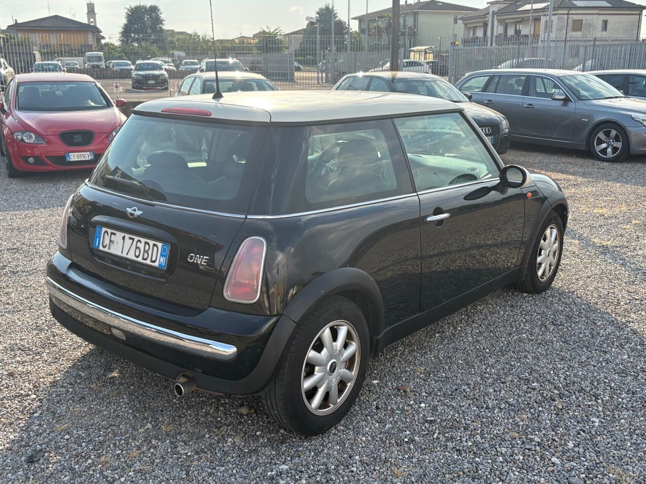 MINI ONE 1.6 BENZINA NEOPATENTATI