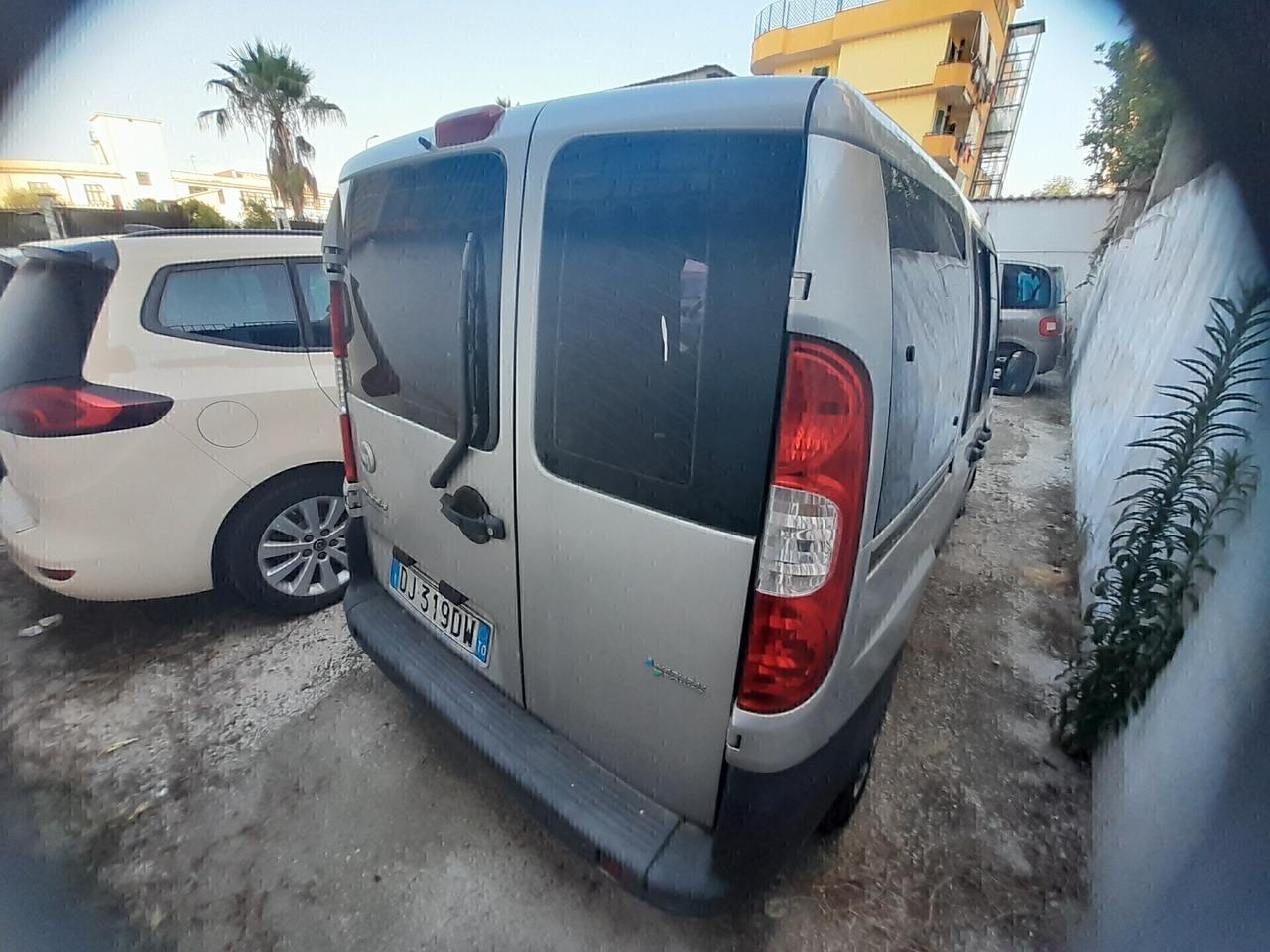 Fiat Doblo Doblò 1.6 16V Natural Power Active