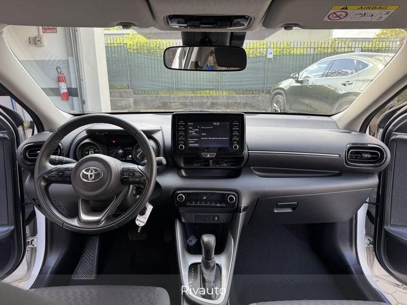 Toyota Yaris Hybrid Trend MY22