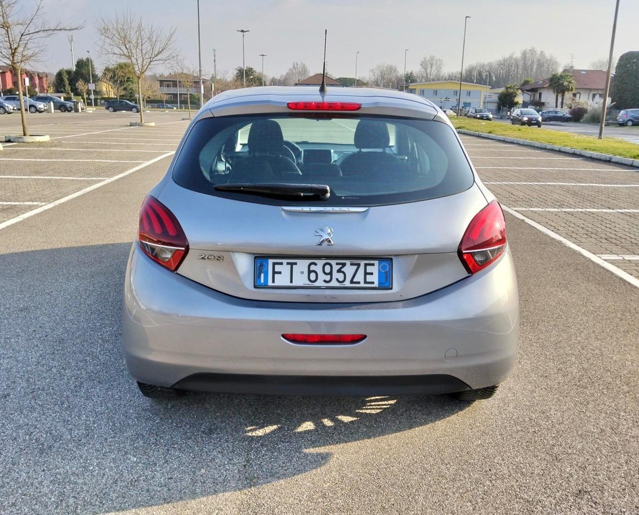 Peugeot 208 PureTech 82Cv 5P*Cerchi*Clima*Usb