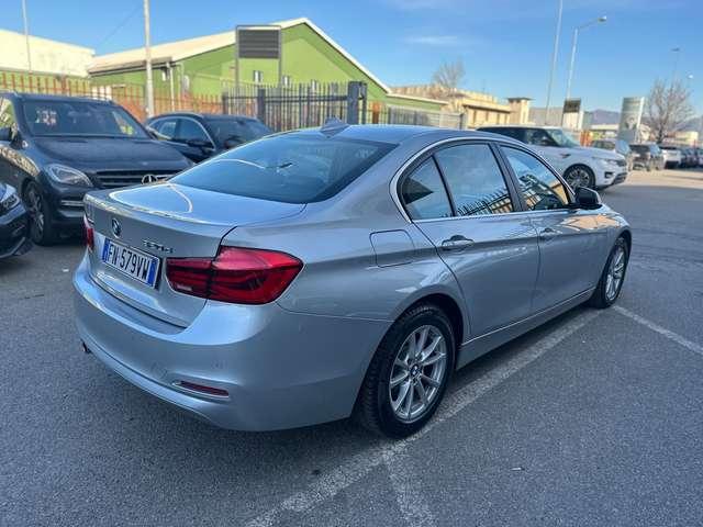 BMW 320 320d xdrive / SERVICE IN BMW