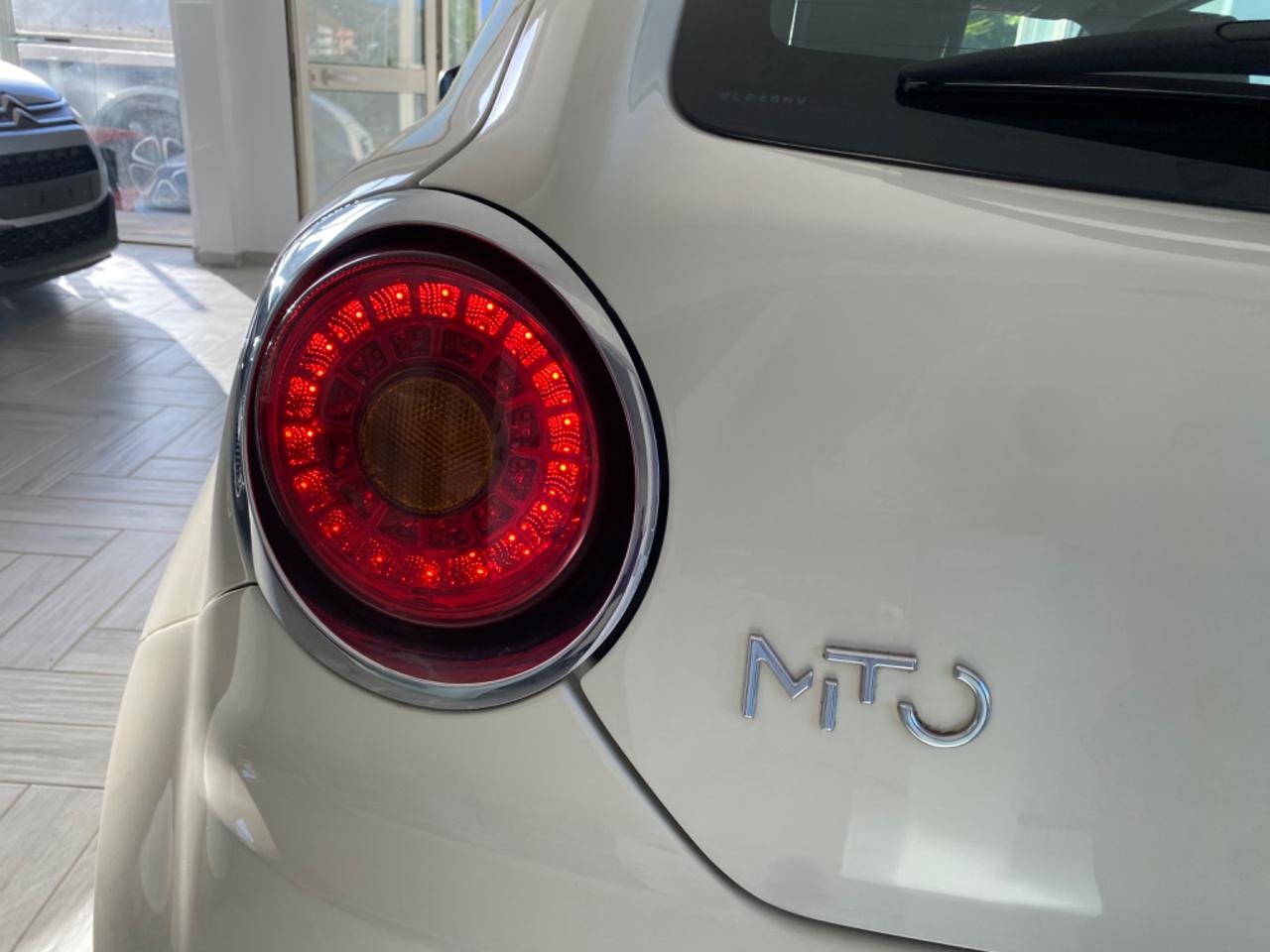 Alfa Romeo MiTo 1.3Mjt95cv Sport&premium KM0 2012