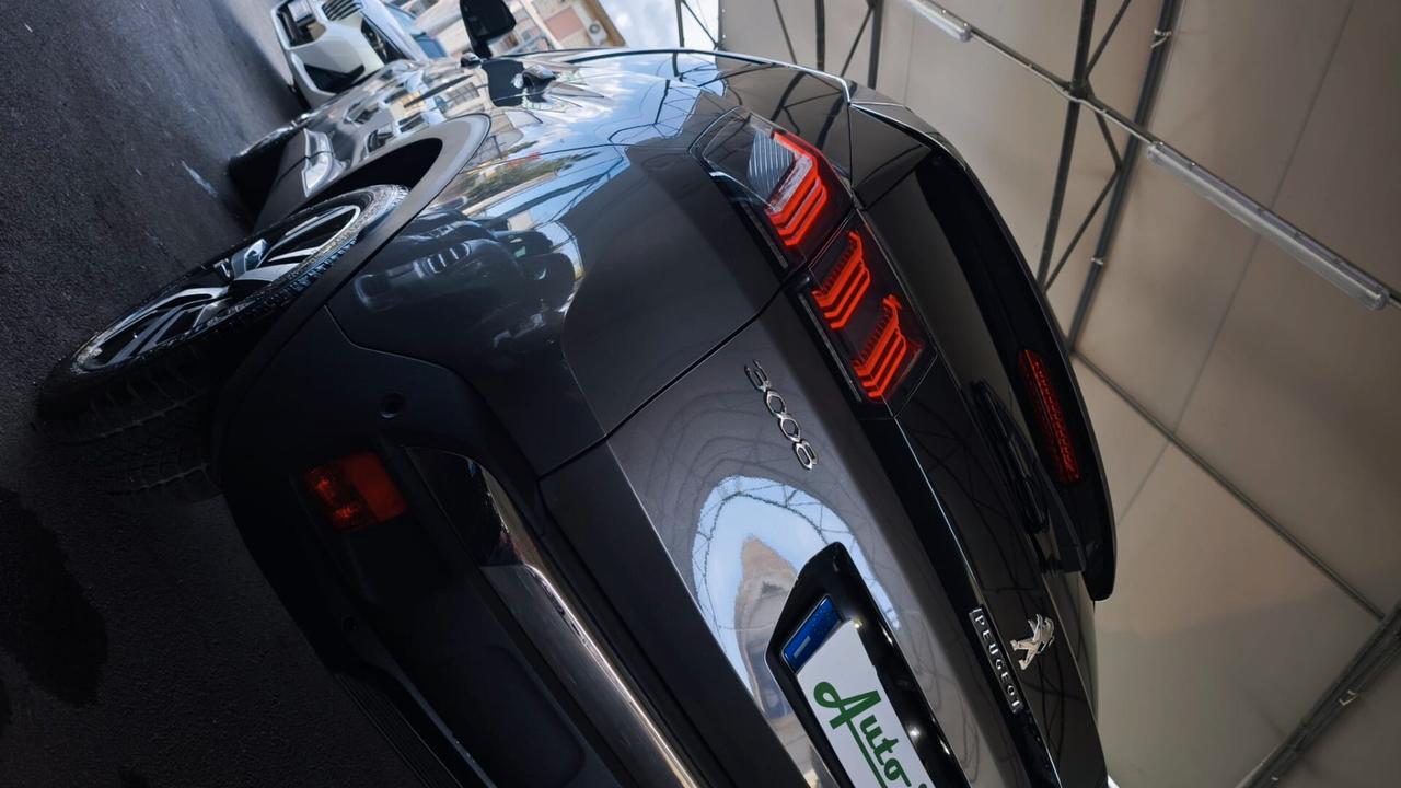 Peugeot 3008 BlueHDi 130 S&S EAT8 Allure