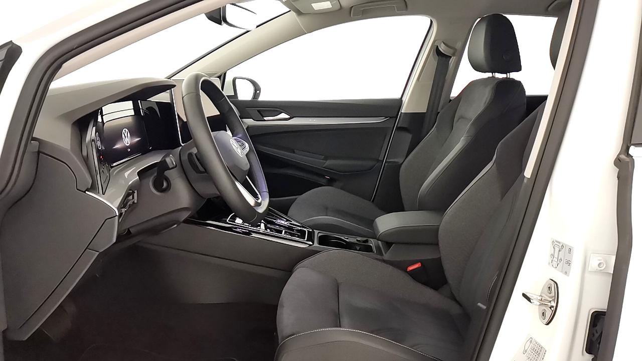 VOLKSWAGEN Golf VIII 2024 - Golf 1.5 tsi ehybrid Style 204cv dsg